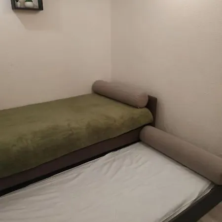 Апартаменты Climatise, 50 M De La Prom, Wifi